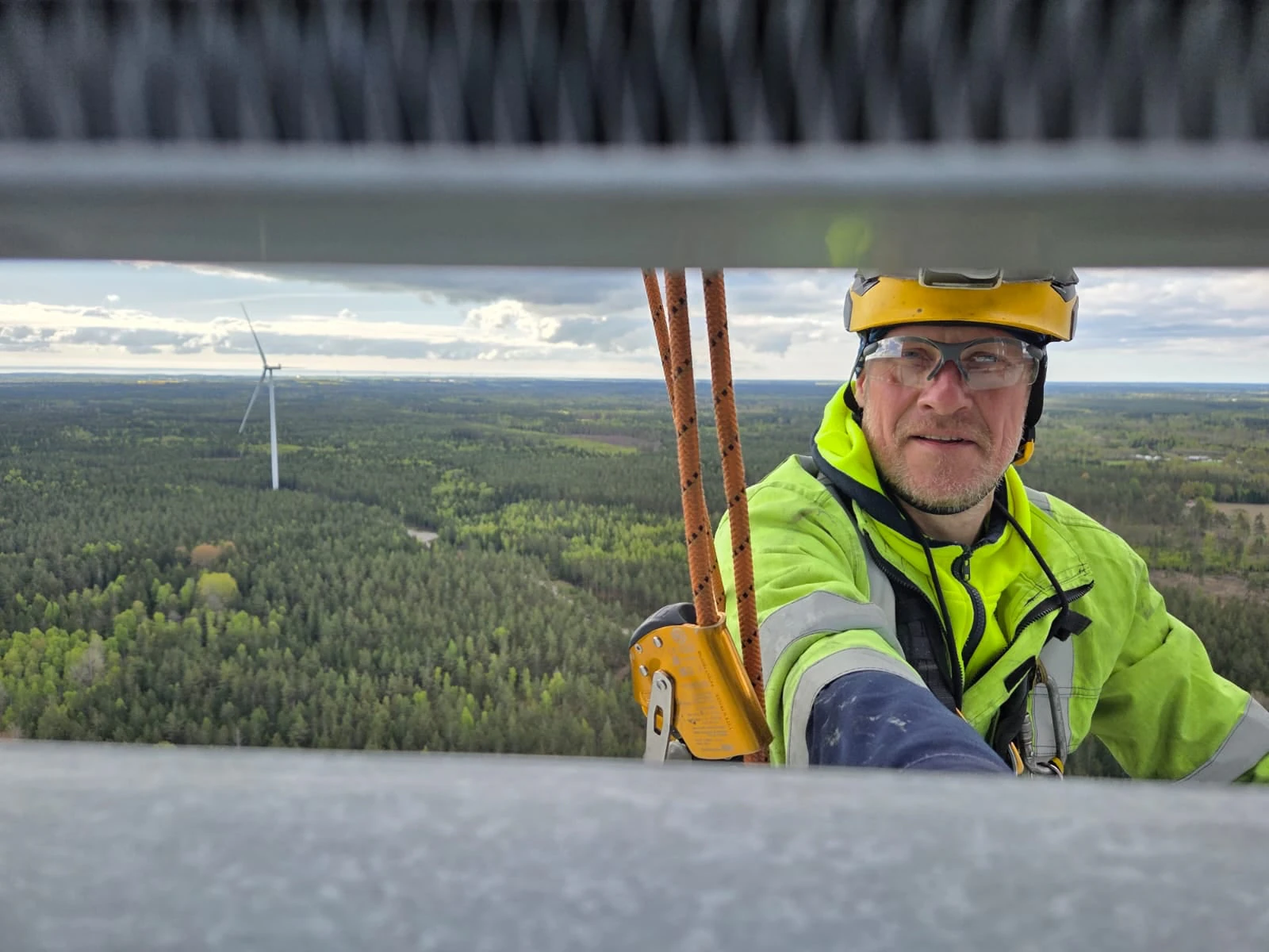 Gridinta team member working
