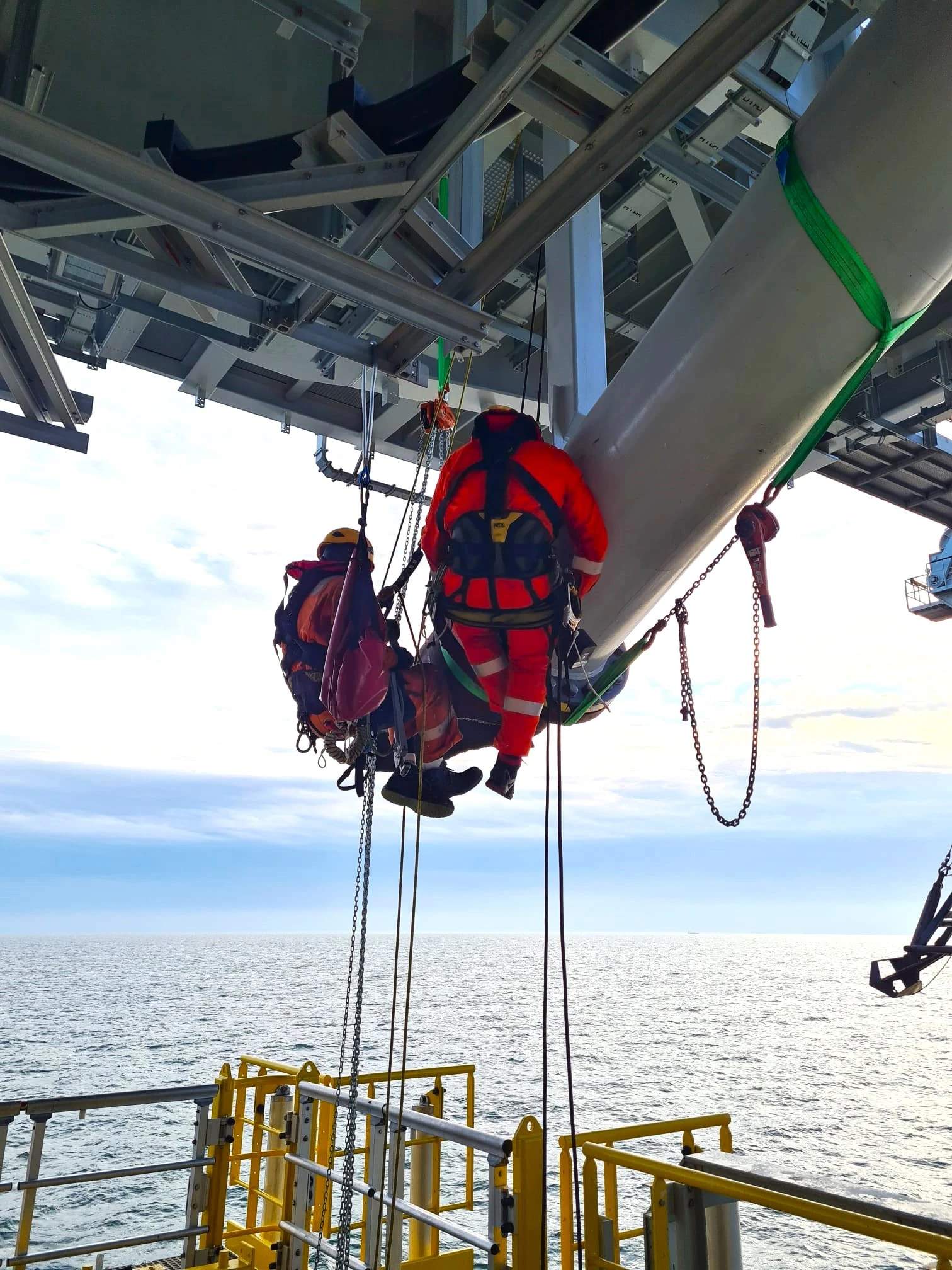 Gridinta industrial services team at work — photo 1