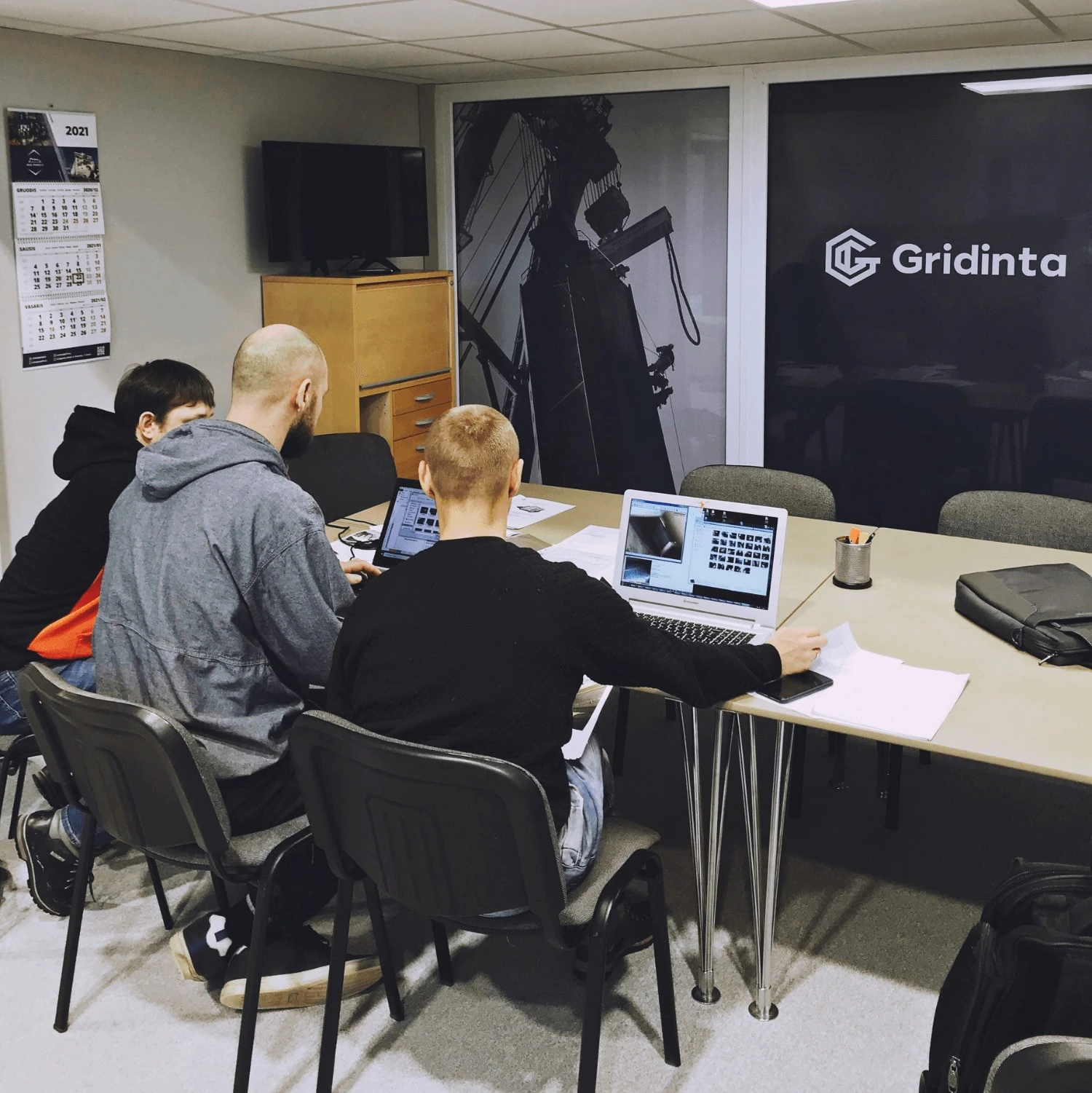 Gridinta industrial services team at work — photo 2