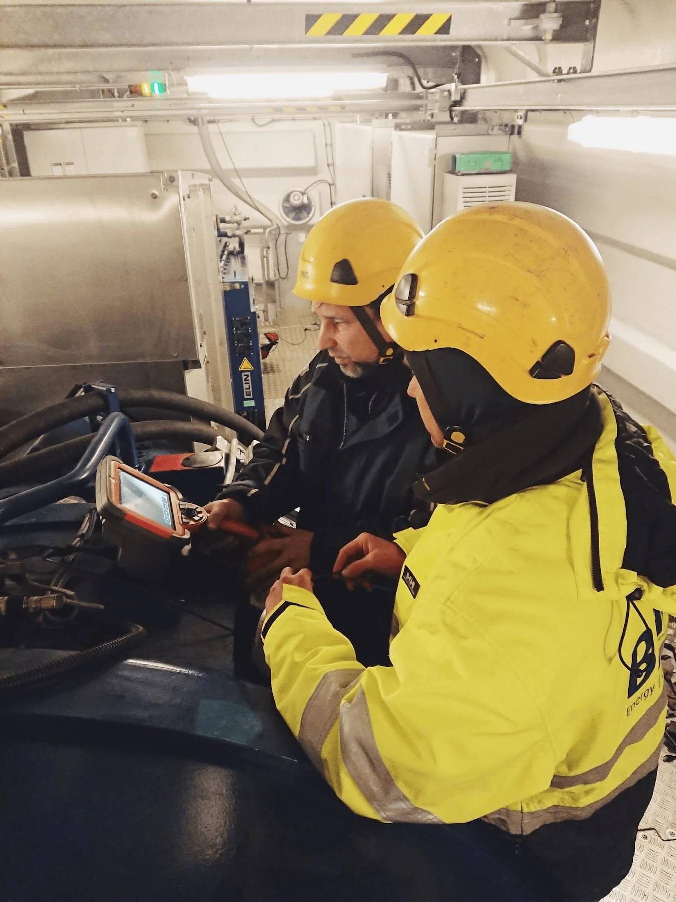 Offshore wind farm gearbox inspection